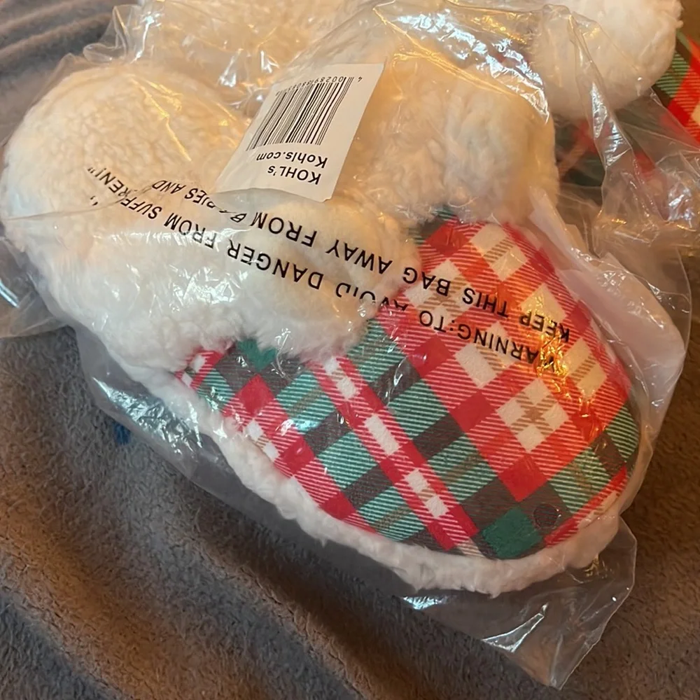 NWT Fun Love and Plaid slippers - Jammies For Your Families
